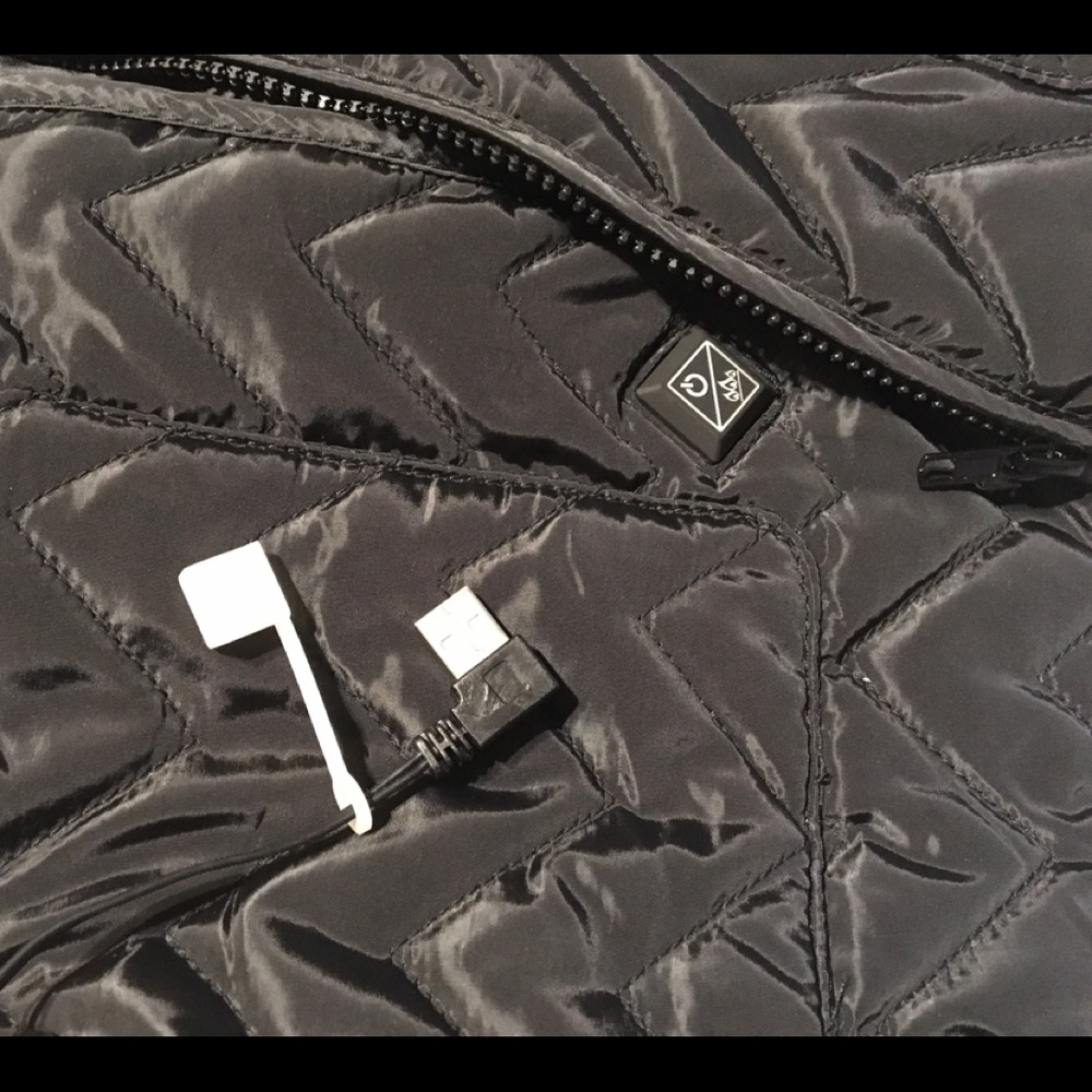 Heated Apparel adjustable Puffy vest (med-xxl) - Picture 7 of 8